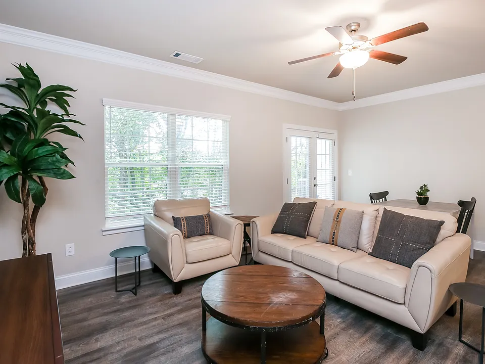 227 Riley Cir