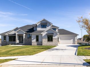 10209 S 183rd Avenue Cir, Omaha, NE 68136