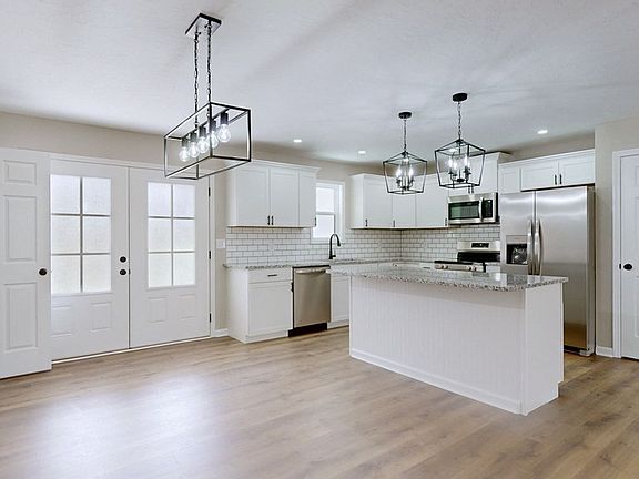 5th image of 1005 Whitlock Paris Rd