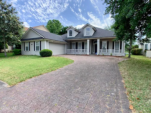 1213 Harbour Town Dr Photo 1