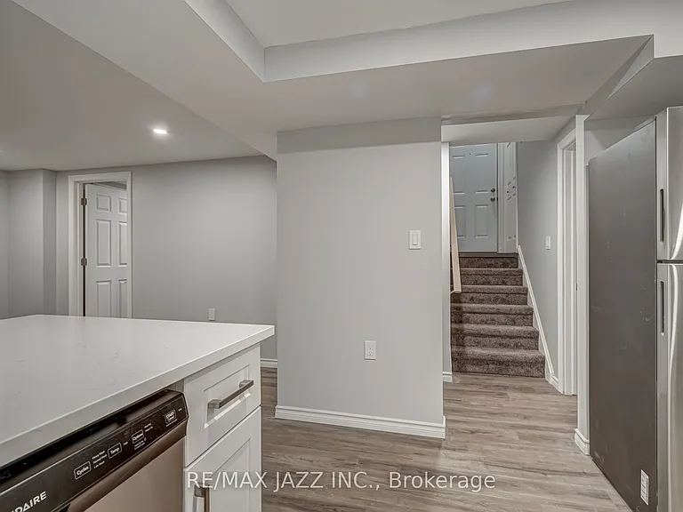 1189 Cartier Blvd #A — Photo 12