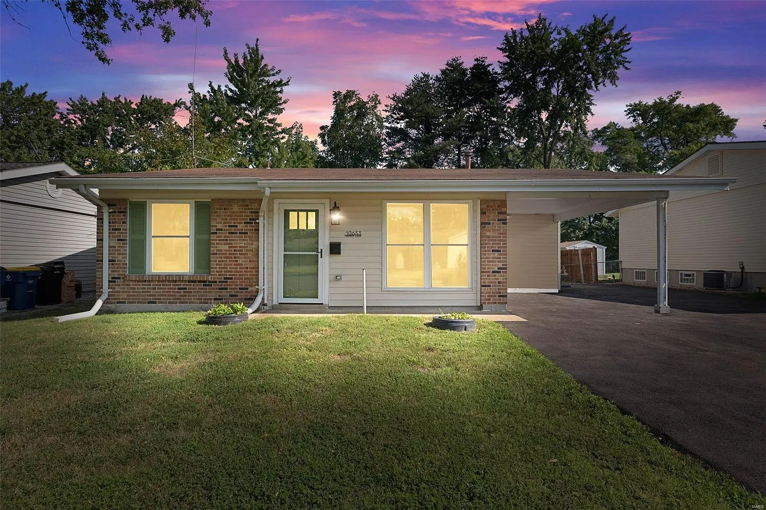 10653 Wendy Ln photo 1
