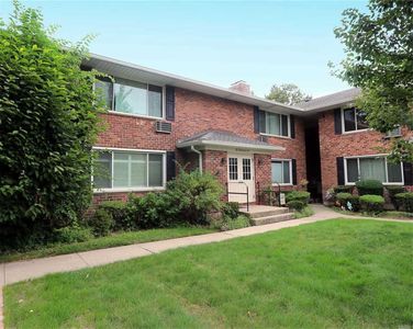 62 Edmunton Dr APT B14, North Babylon, NY, 11703