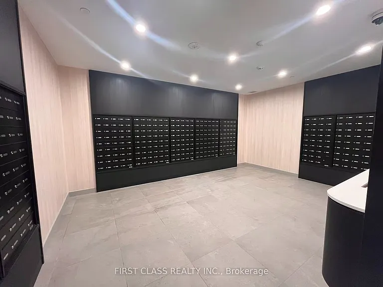 91 Montclair Ave #522 — Photo 8