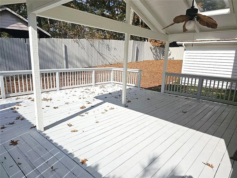 10085 Old Woodland Entry — Photo 32