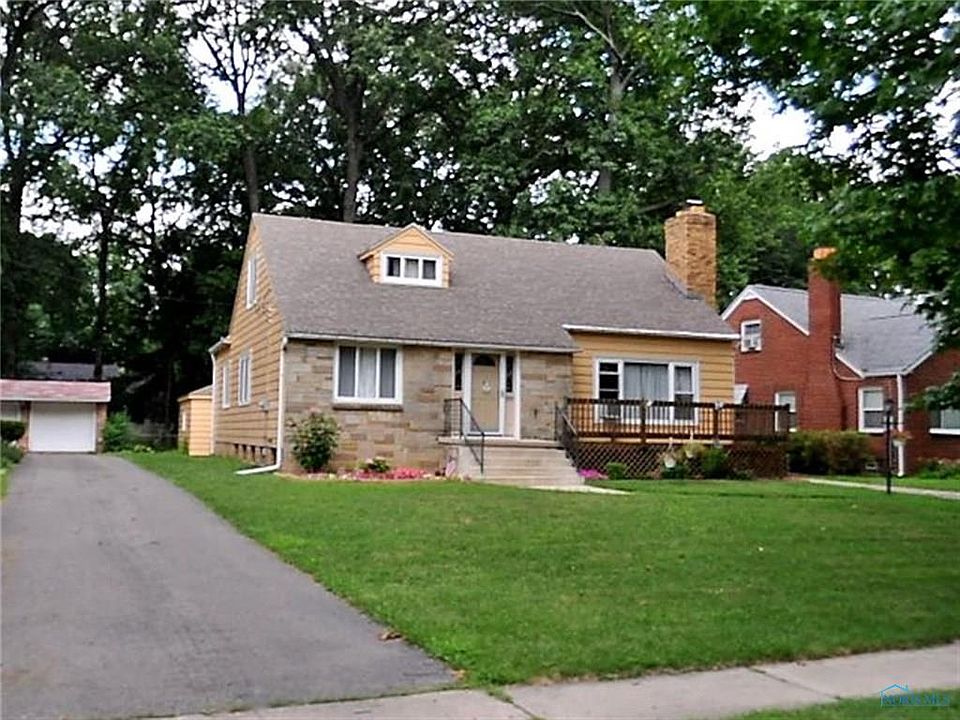 1st image of 2260 Grantwood Dr