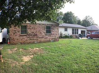 316 Mockingbird Ln, Sallisaw, OK 74955