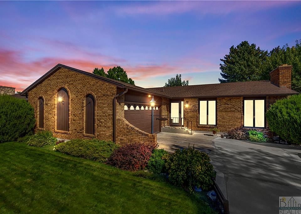 1st image of 291 Montclair Dr