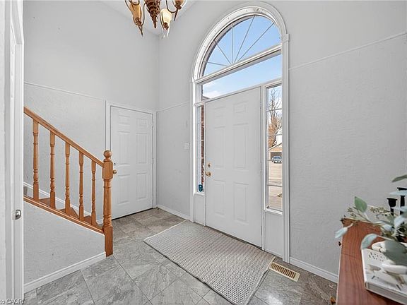 3rd image of 24 Stanmore Ave