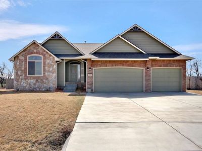 1137 E Bearhill Cir, Valley Center, KS, 67147