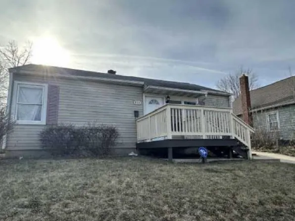 833 W Empire St, Freeport, IL 61032