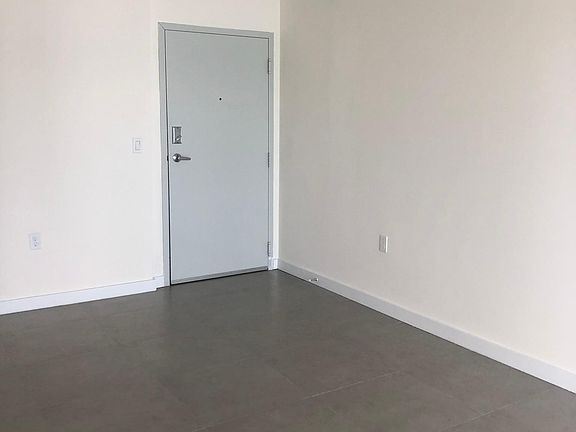 5th image of 350 NW 8th Ave