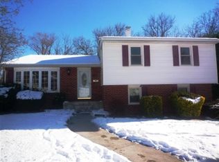 8701 Valleyfield Rd, Lutherville Timonium, MD 21093