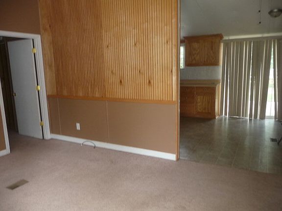 2nd image of 4231 S Lake Cherryvale Dr