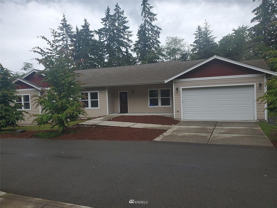 1st image of 987 NE Musket Way