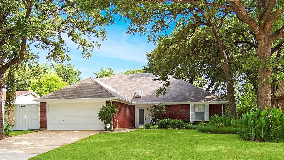 1st image of 841 Auburn Dr