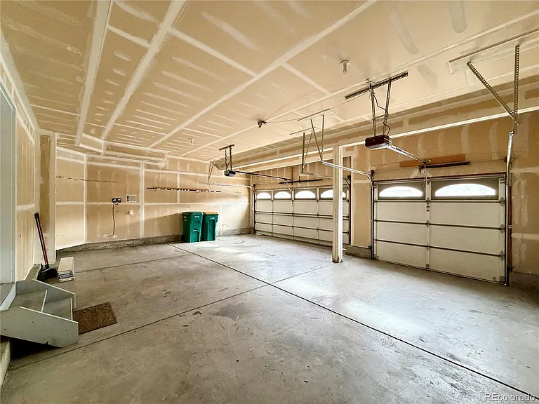 22163 E Rowland Pl — Photo 32