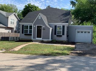 21651 W Highland Dr, Lake Zurich, IL 60047