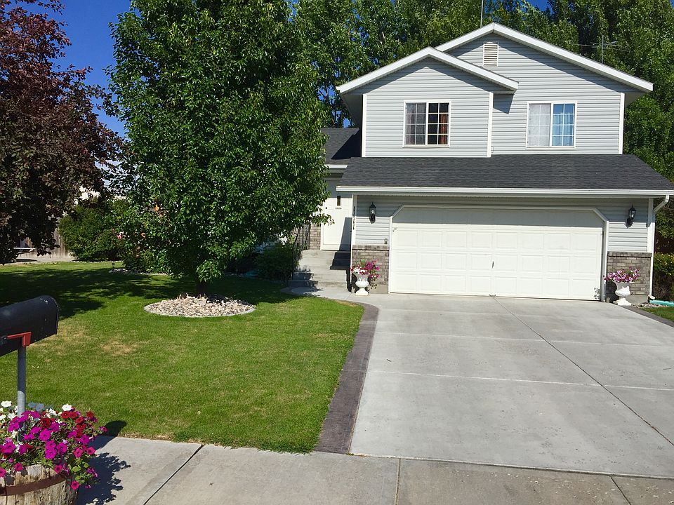 1st image of 1111 Caysie Ln