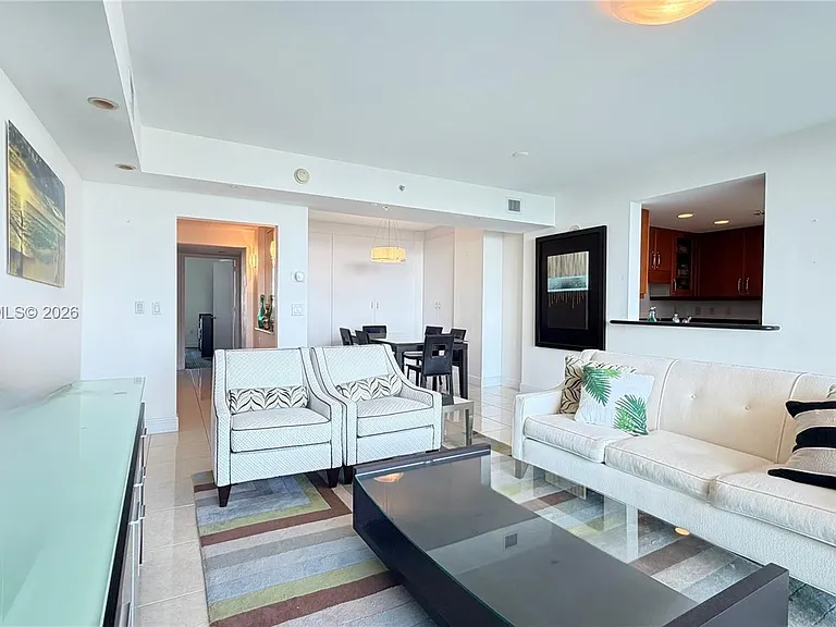 19400 Turnberry Way #1131 — Photo 2