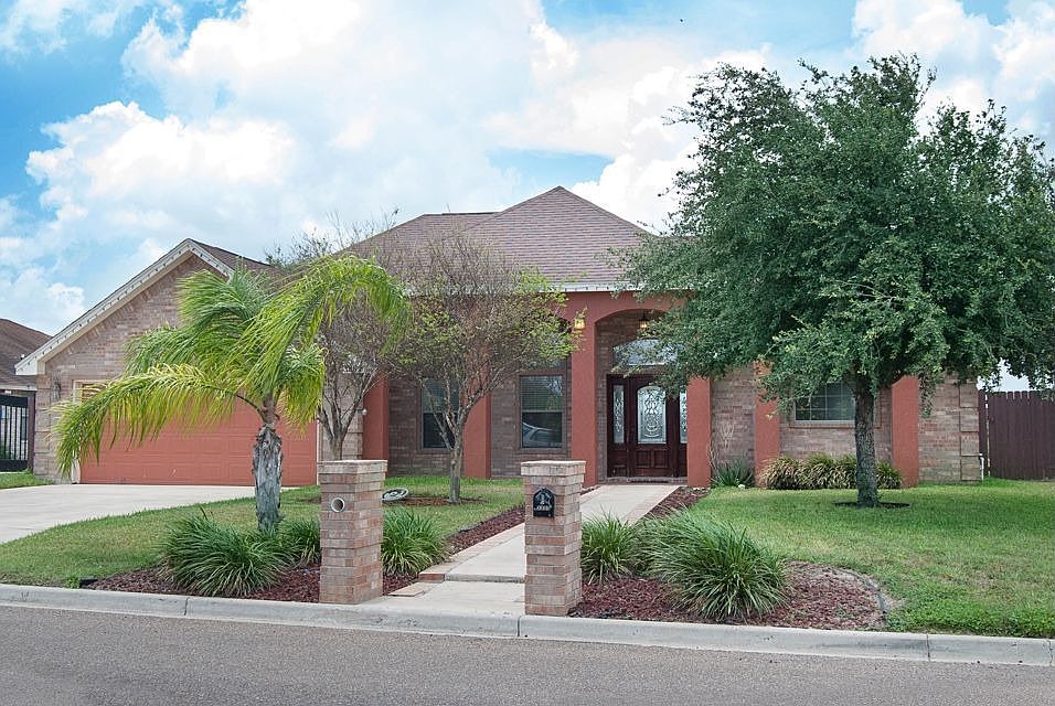 1st image of 3305 W Temple Dr