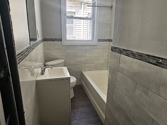 2nd image of 69 Linden Ave #2