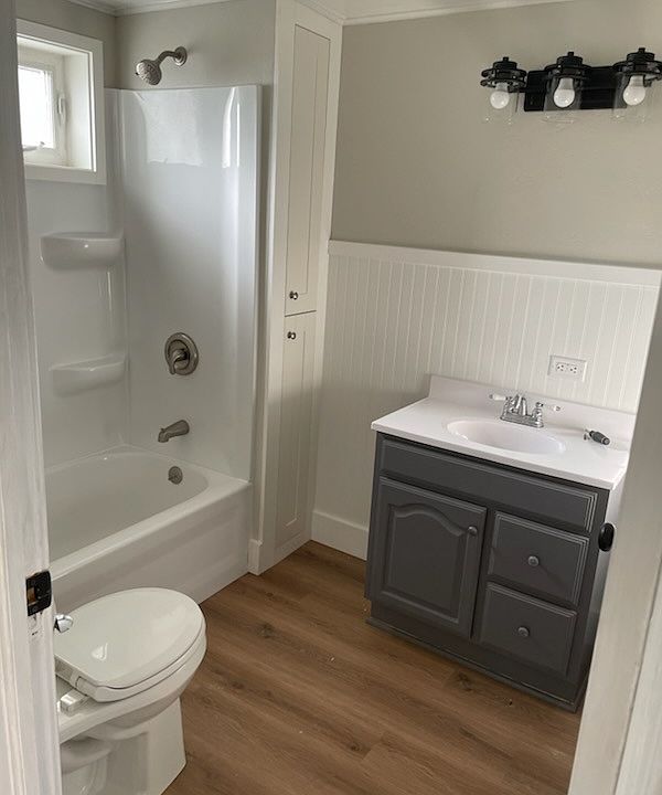 2nd image of 627 S 7th St #1/2