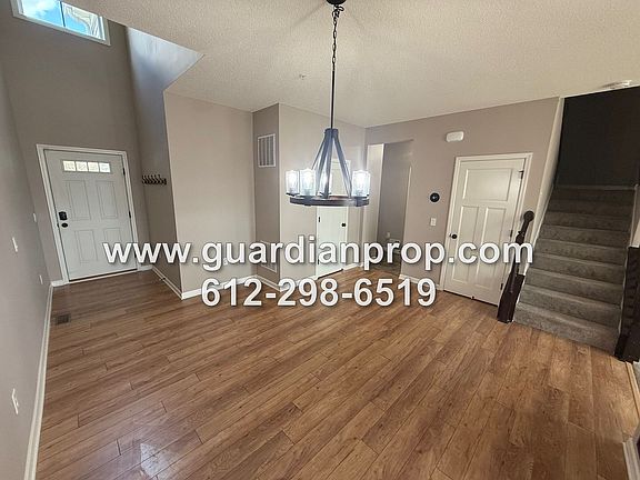 3rd image of 11325 Sand Castle Dr #E