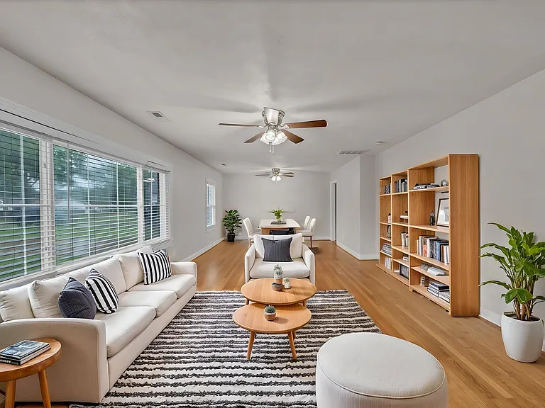 525 Dove Dr — Photo 6