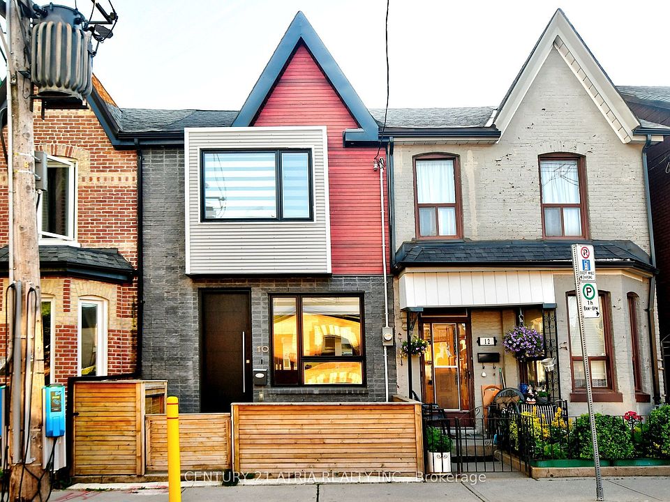 1st image of 10 Palmerston Ave