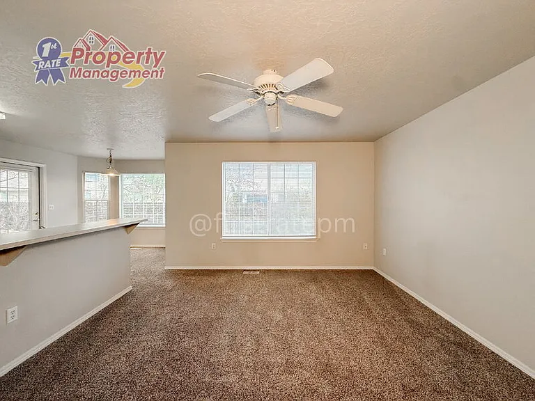 211 N Seafury Ln #202 — Photo 4