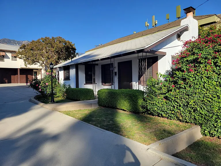 843 E Calaveras St — Photo 1