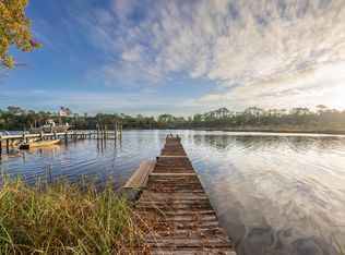 57 Hidden Cove Dr, Valparaiso, FL 32580