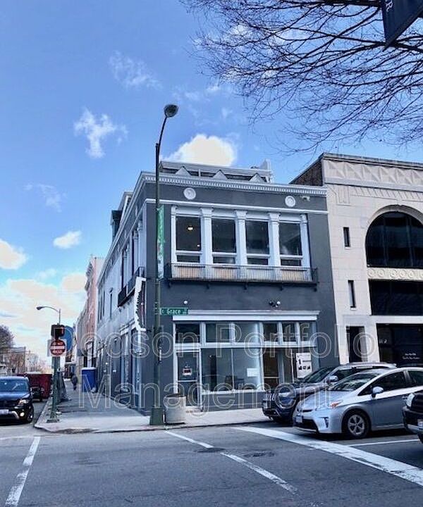 1st image of 300 E Grace St Unit 201