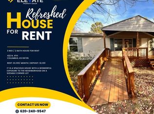 422 N 4th Ave, Columbus, KS 66725