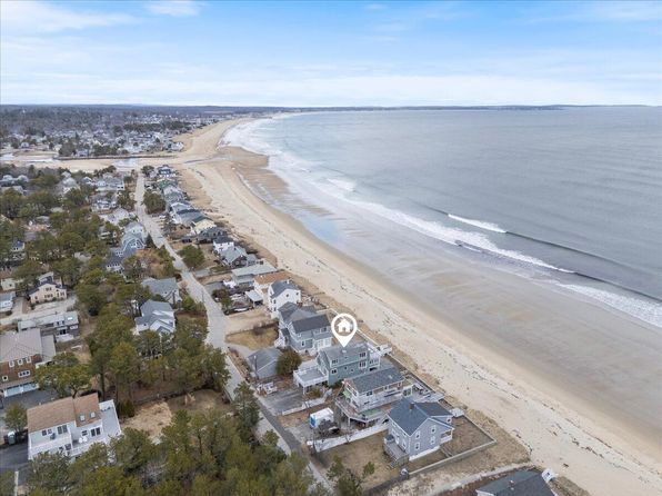 25 Oceanside Drive, Saco, ME 04072