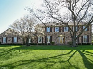 13 Beechnut Dr, South Barrington, IL