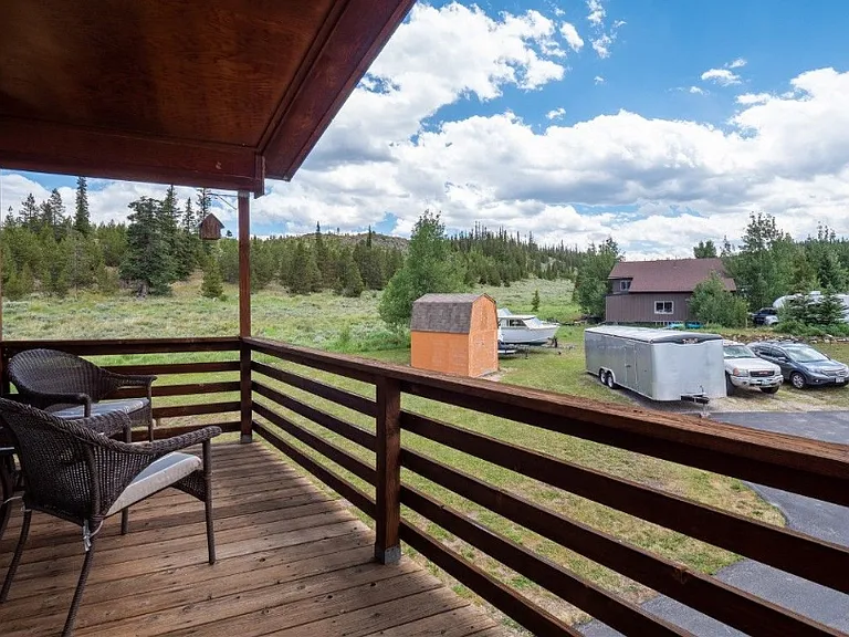 256 Lake View Cir E — Photo 16