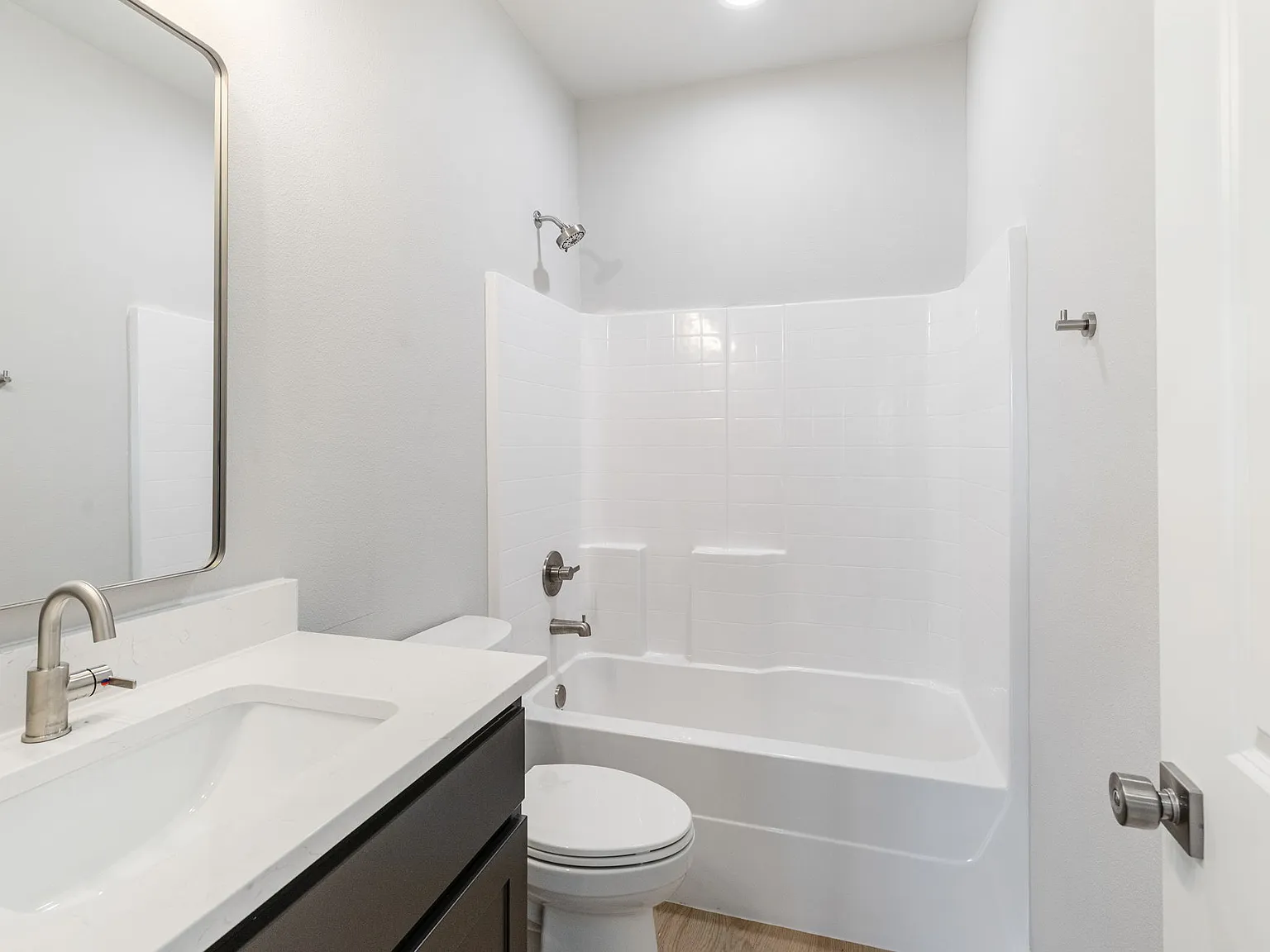 6 bed, 6.5 bath, $4,950 — Photo 4