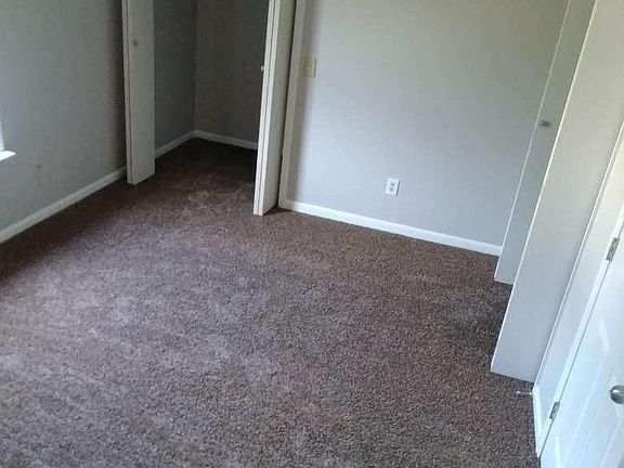 3rd image of 1706 Westchester Dr