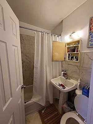 Rented by Point NYC | media 10