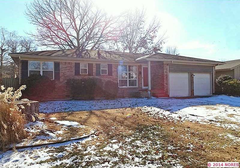 2nd image of 1616 E 55th Pl