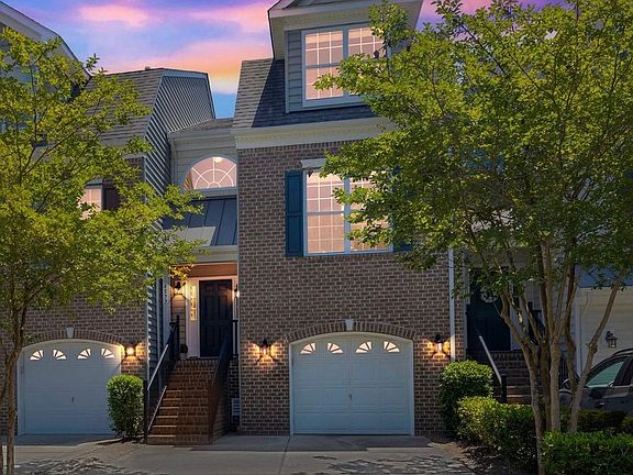 2nd image of 4577 Leamore Square Rd