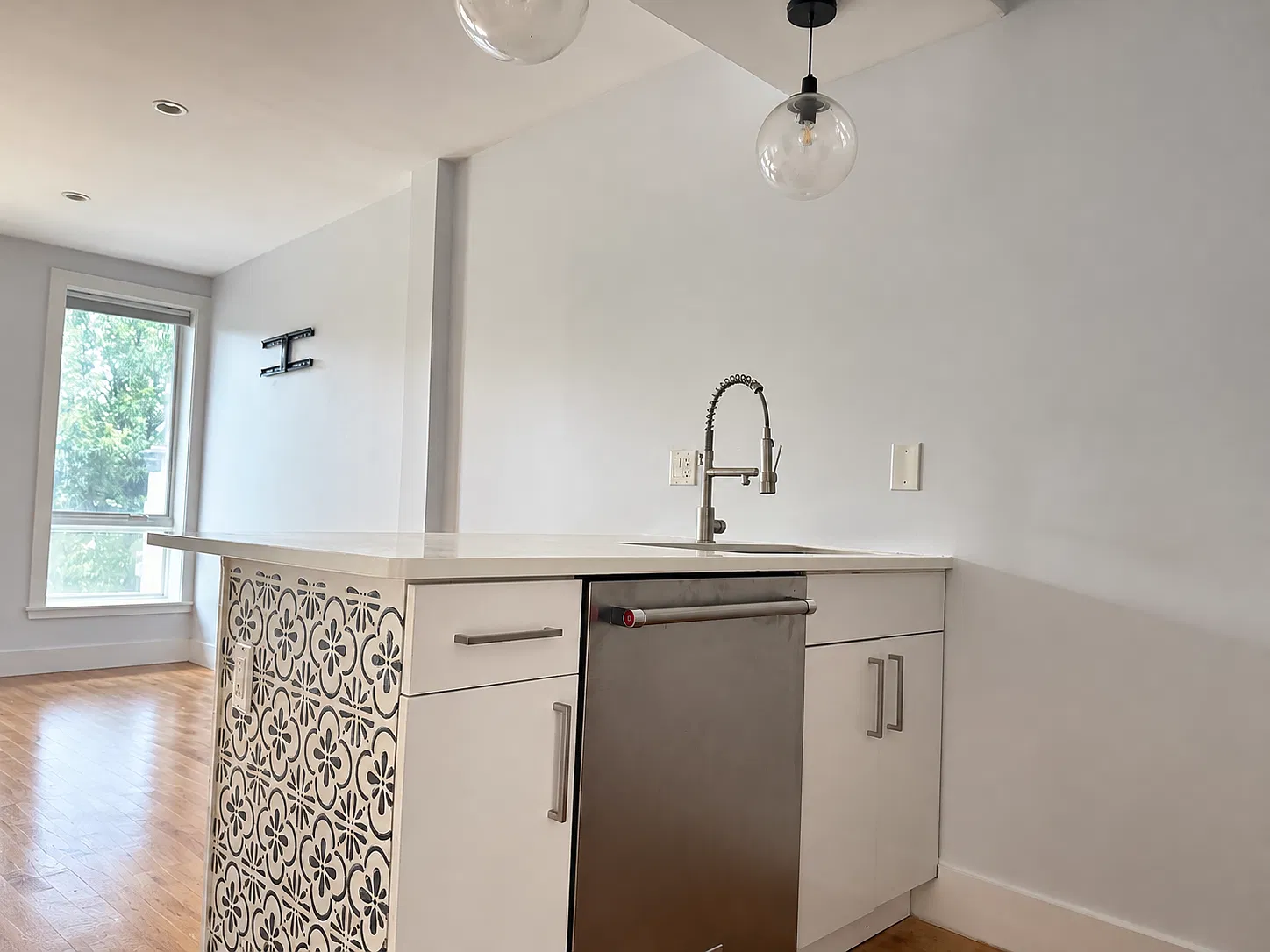 770 Lafayette Avenue — Photo 4