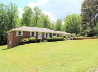 2229 Horseshoe Bend Rd, Hickory, NC 28601