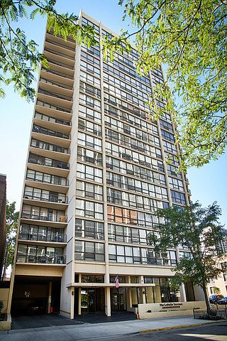 1st image of 1540 N La Salle Dr APT 1607
