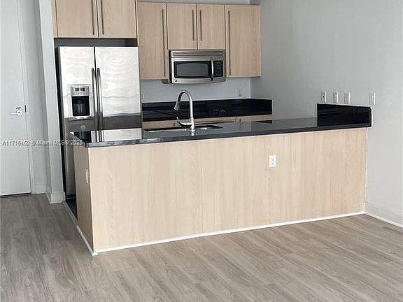 4th image of 2224-1111 SW 1st Ave #2224