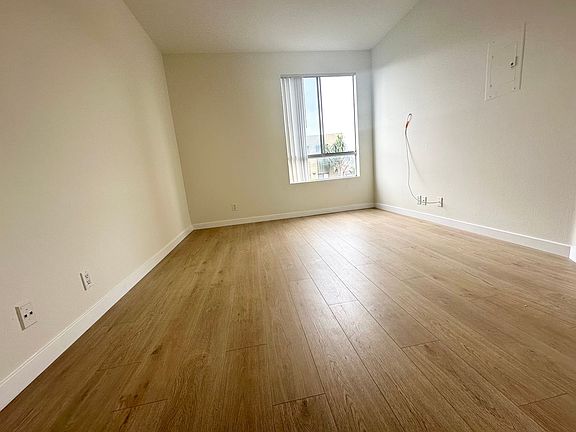 4th image of 1234 N Las Palmas Ave APT 306