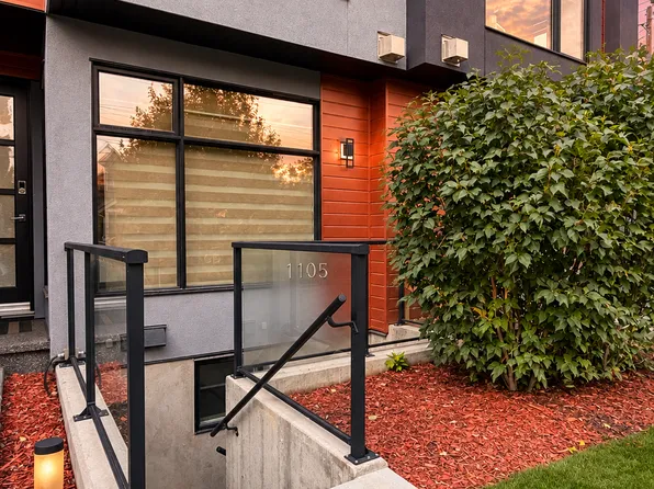 1105B 4th St NE #B, Calgary, AB T2E 3T5