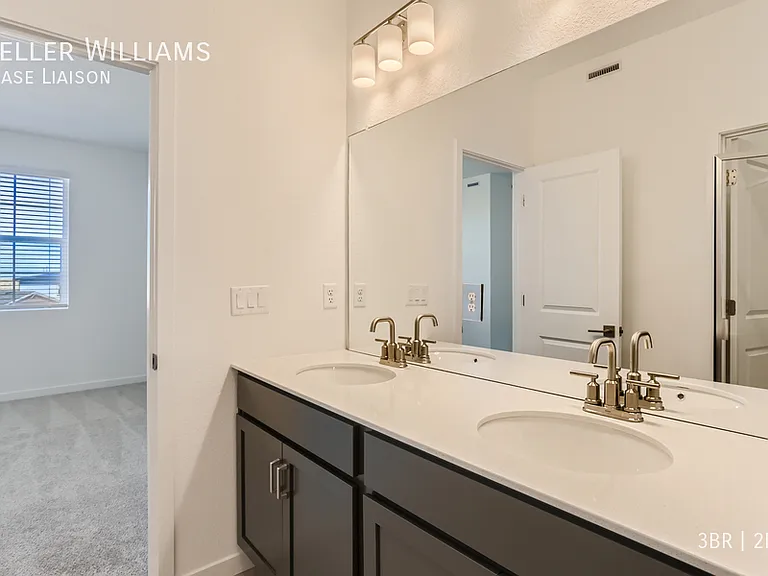 8417 Mount Kataka St — Photo 17